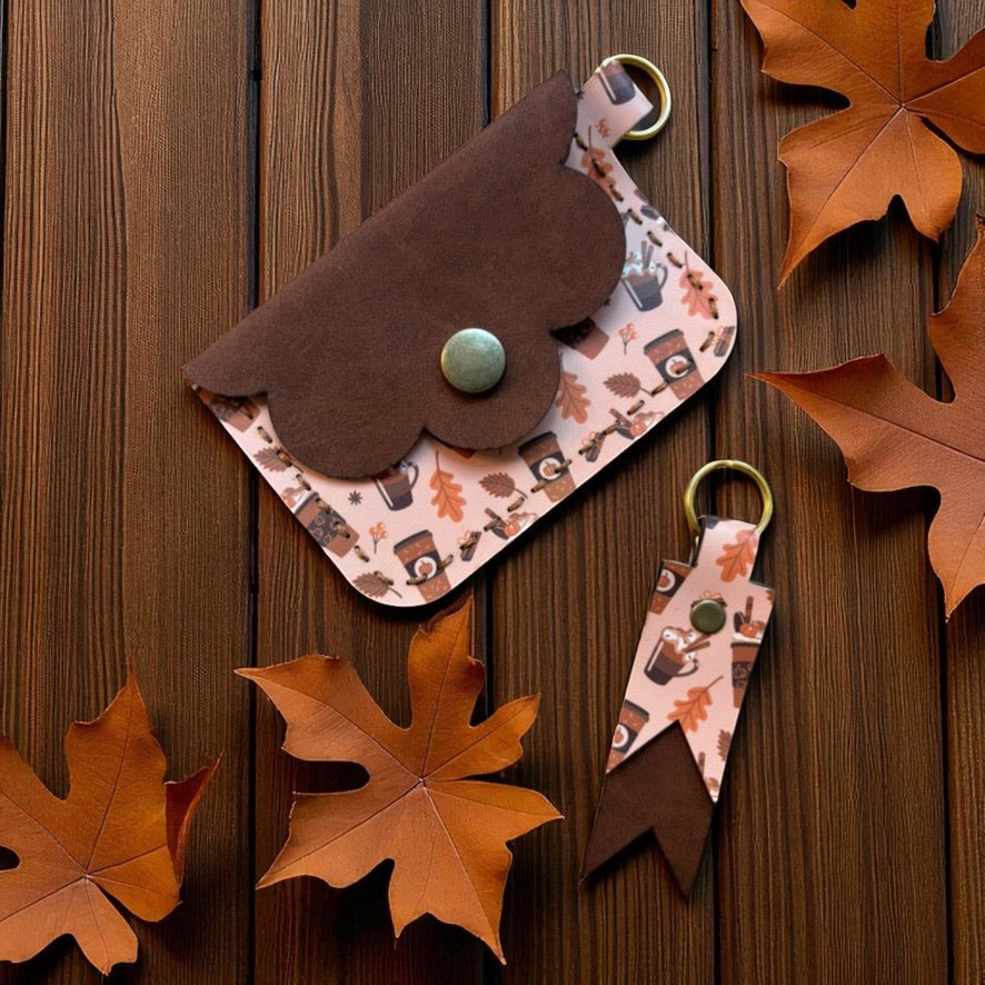 Scallop Charm Pouch - Lorelai Gilmore (Gilmore Girls)