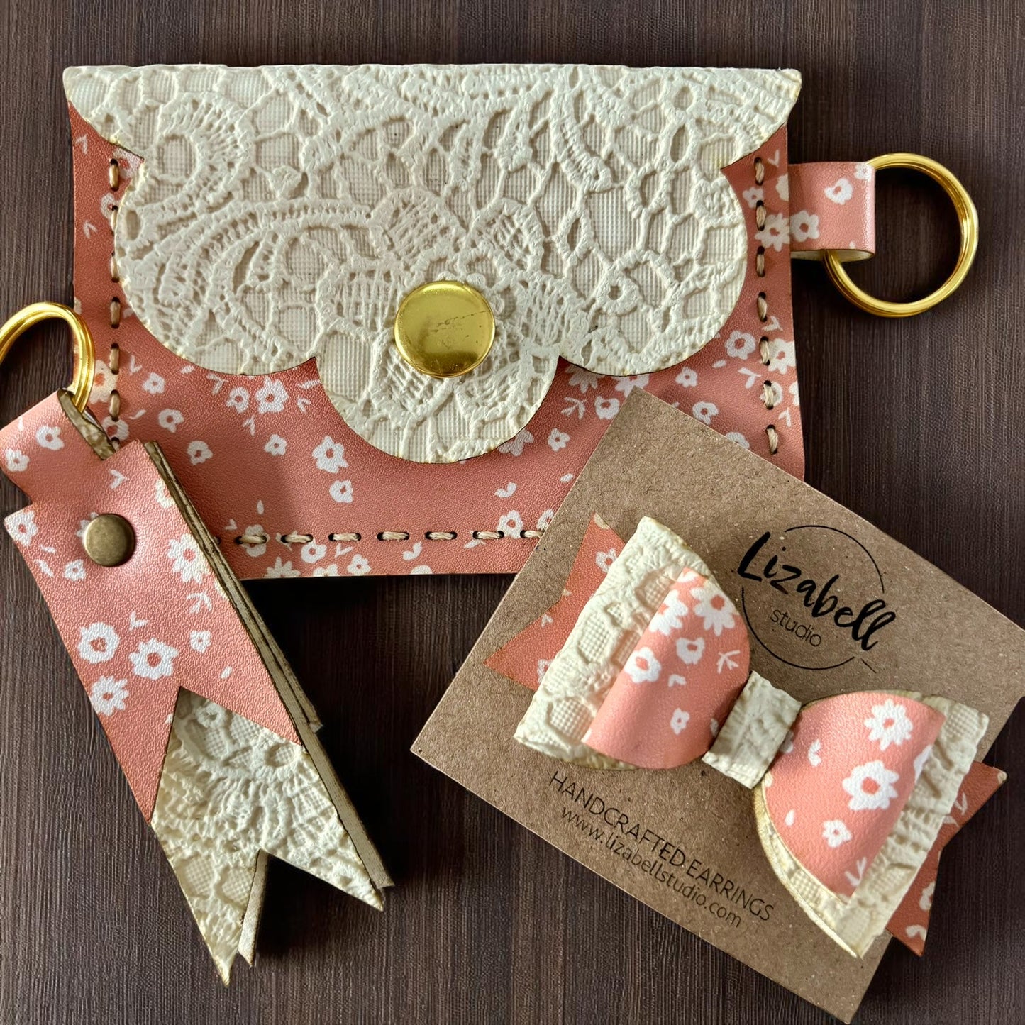 Scallop Charm Pouch - Amy