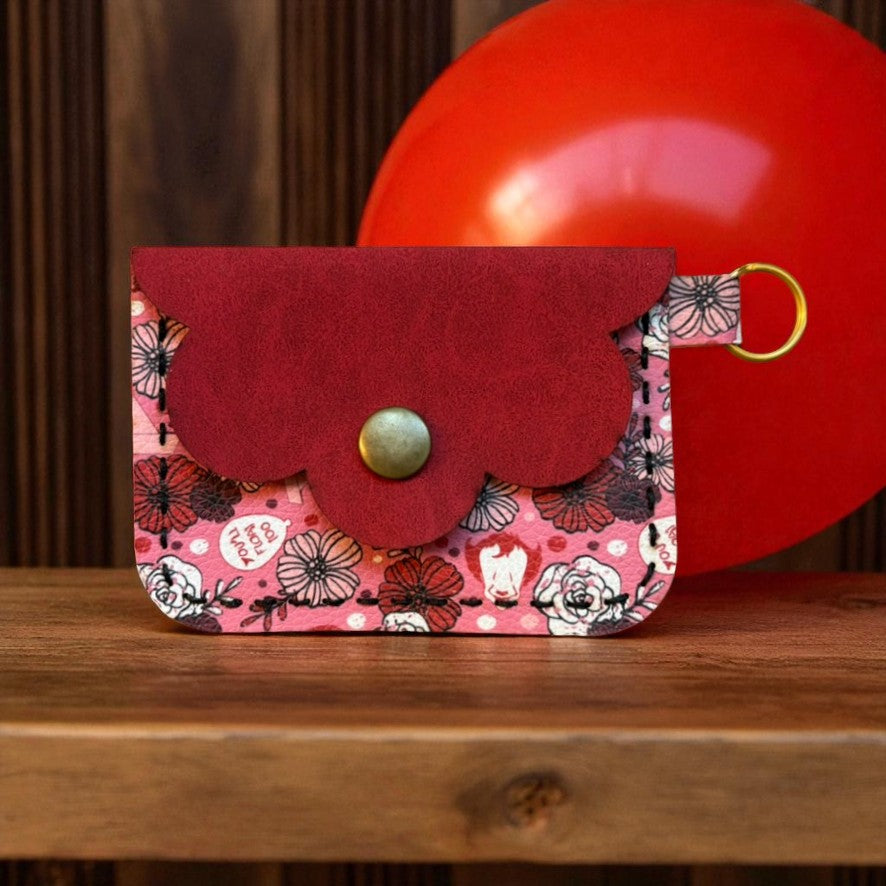 Scallop Charm Pouch - Beverly Marsh (IT)