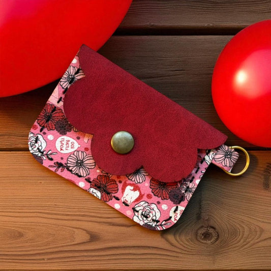 Scallop Charm Pouch - Beverly Marsh (IT)