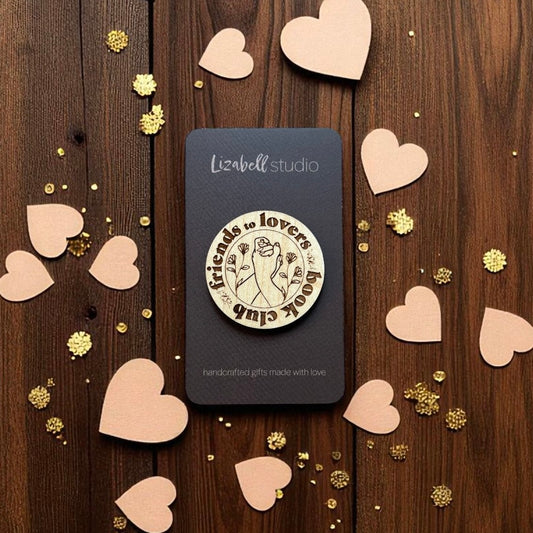 Book Club Badge Pin - Friends to Lovers