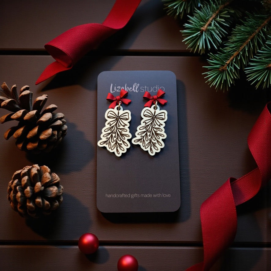Mistletoe Magic Earrings