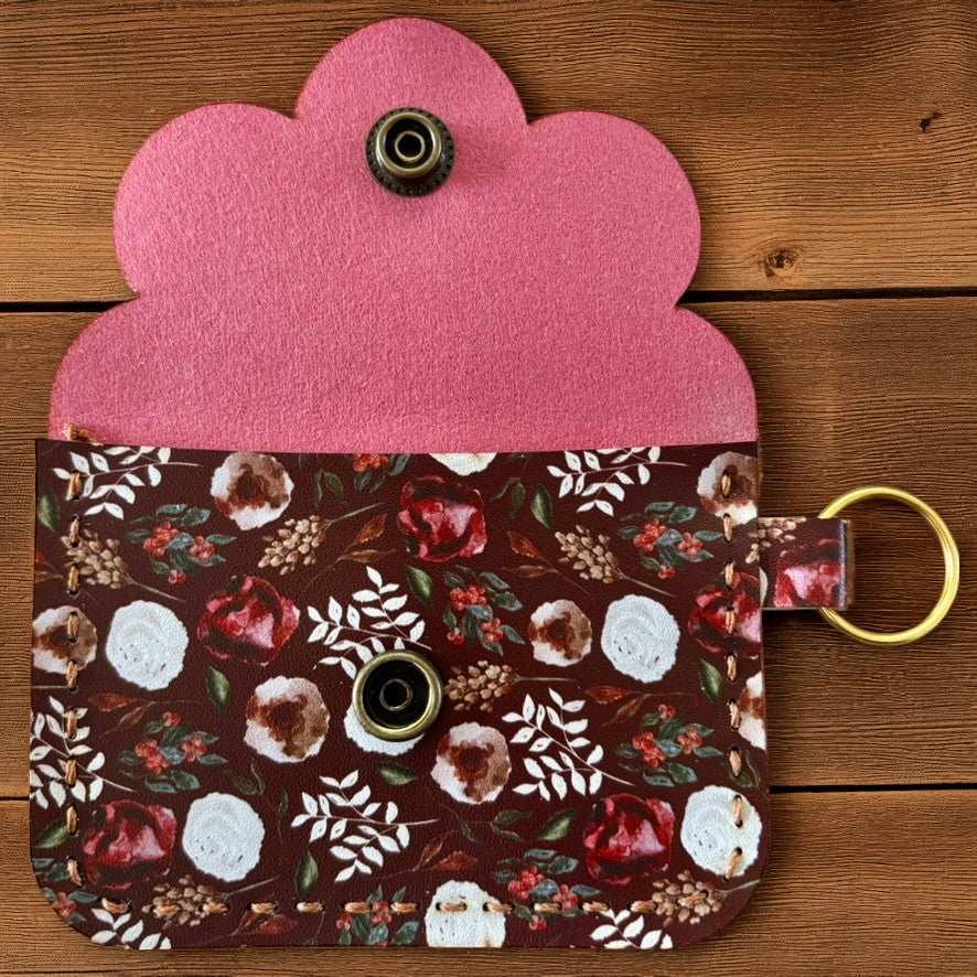 Scallop Charm Pouch -Ruby