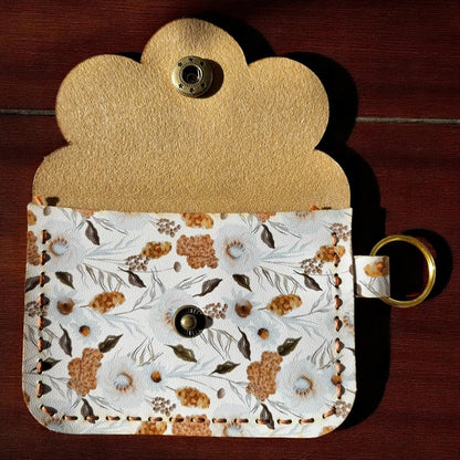 Scallop Charm Pouch - Taylor