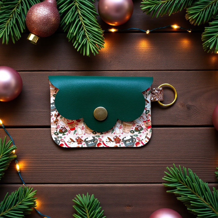 Scallop Charm Pouch - Hot Chocolate Hugs