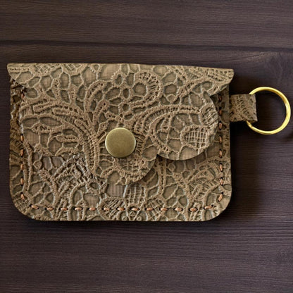 Scallop Charm Pouch - Sarah