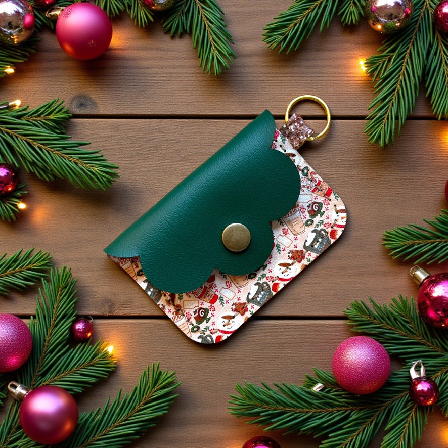 Scallop Charm Pouch - Hot Chocolate Hugs