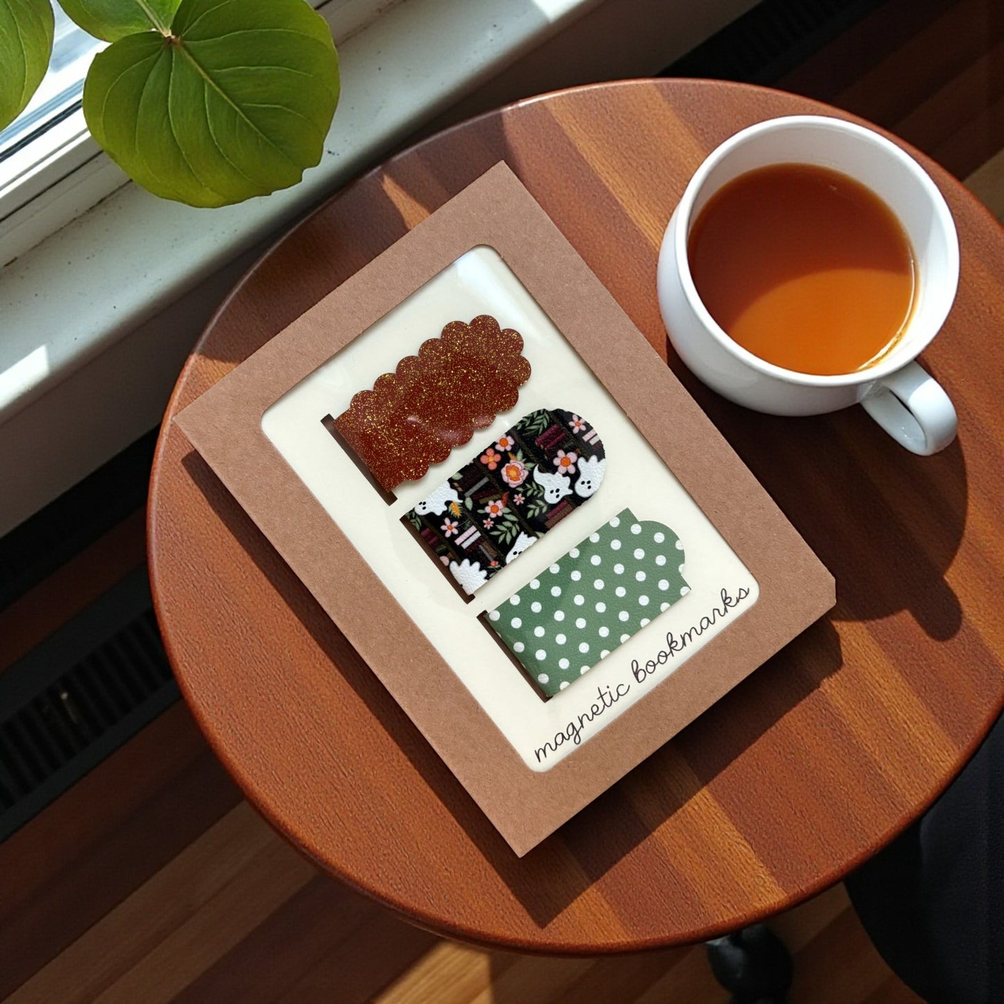 Ghosts & Garden Pages Magnetic Bookmarks