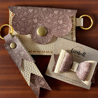 Scallop Charm Pouch - Zoe