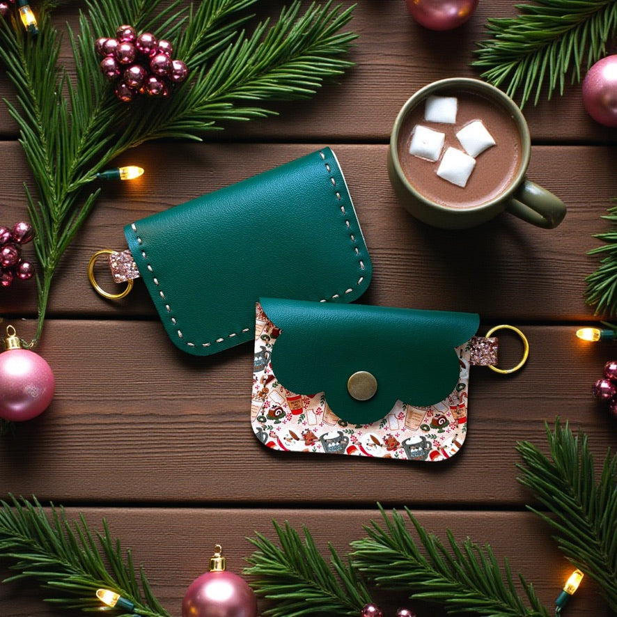 Scallop Charm Pouch - Hot Chocolate Hugs