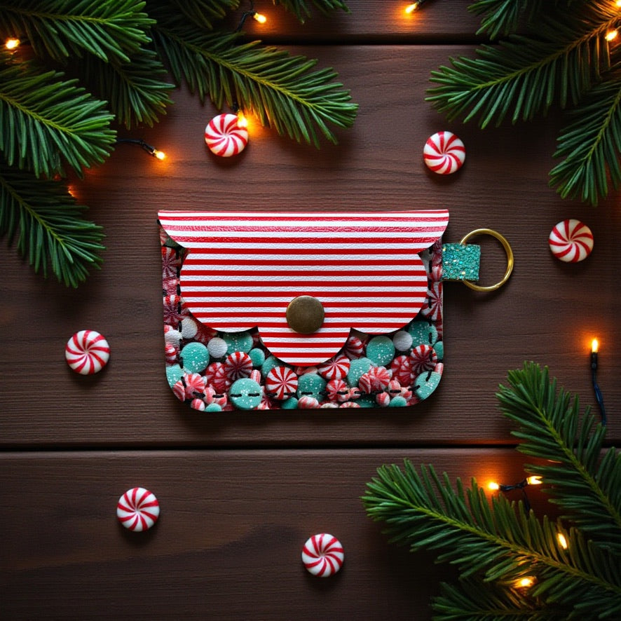 Scallop Charm Pouch - Candy Cane Wishes