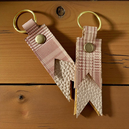 Dovetail Keychain - Ashley