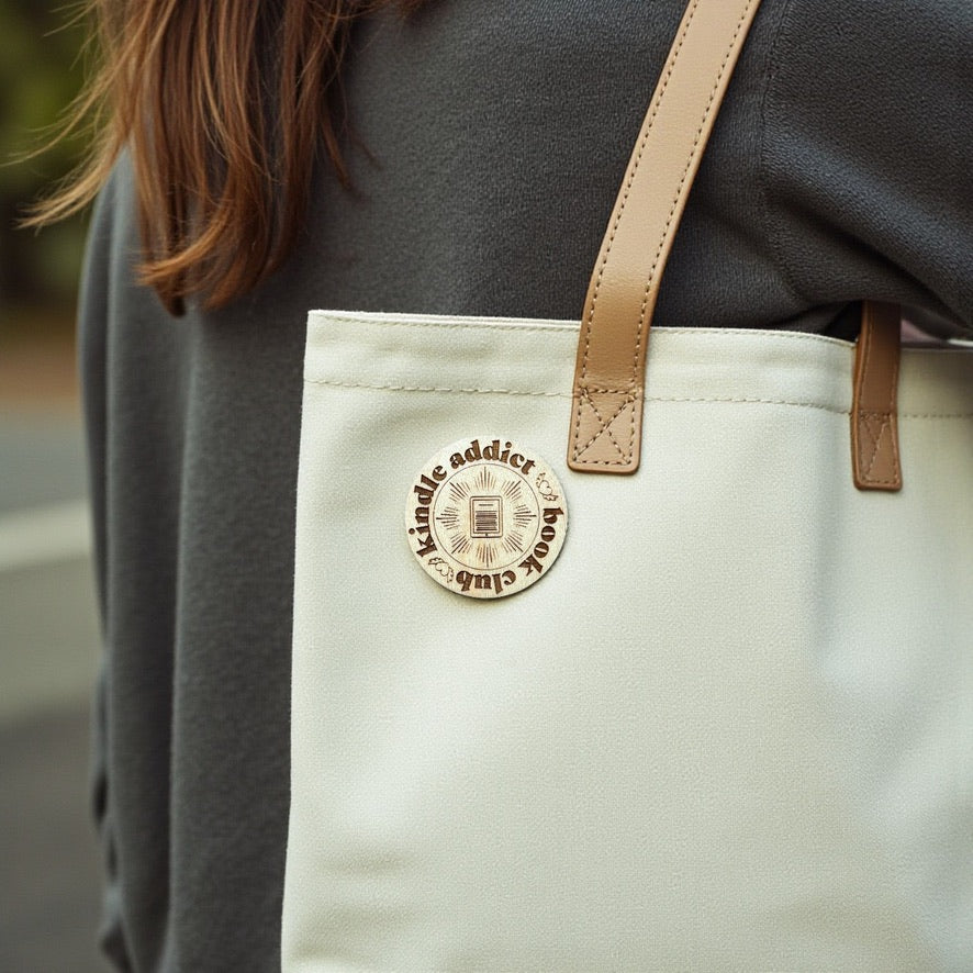 Book Club Badge Pin - Kindle Addict