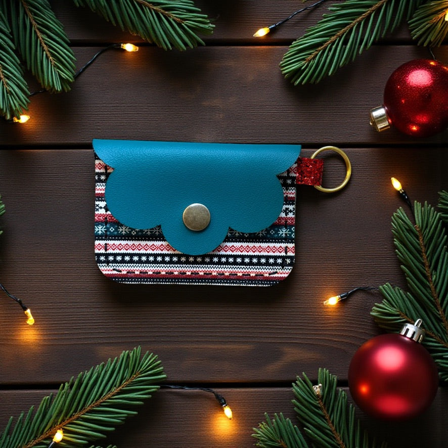 Scallop Charm Pouch - Nordic Noel